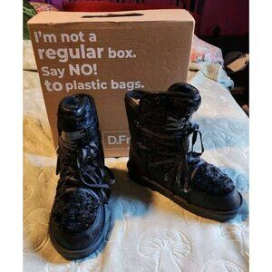 D.Franklin Snow Boots Size EU 38 / US 7 Napatec Plush Black Faux Fur Lined NIB